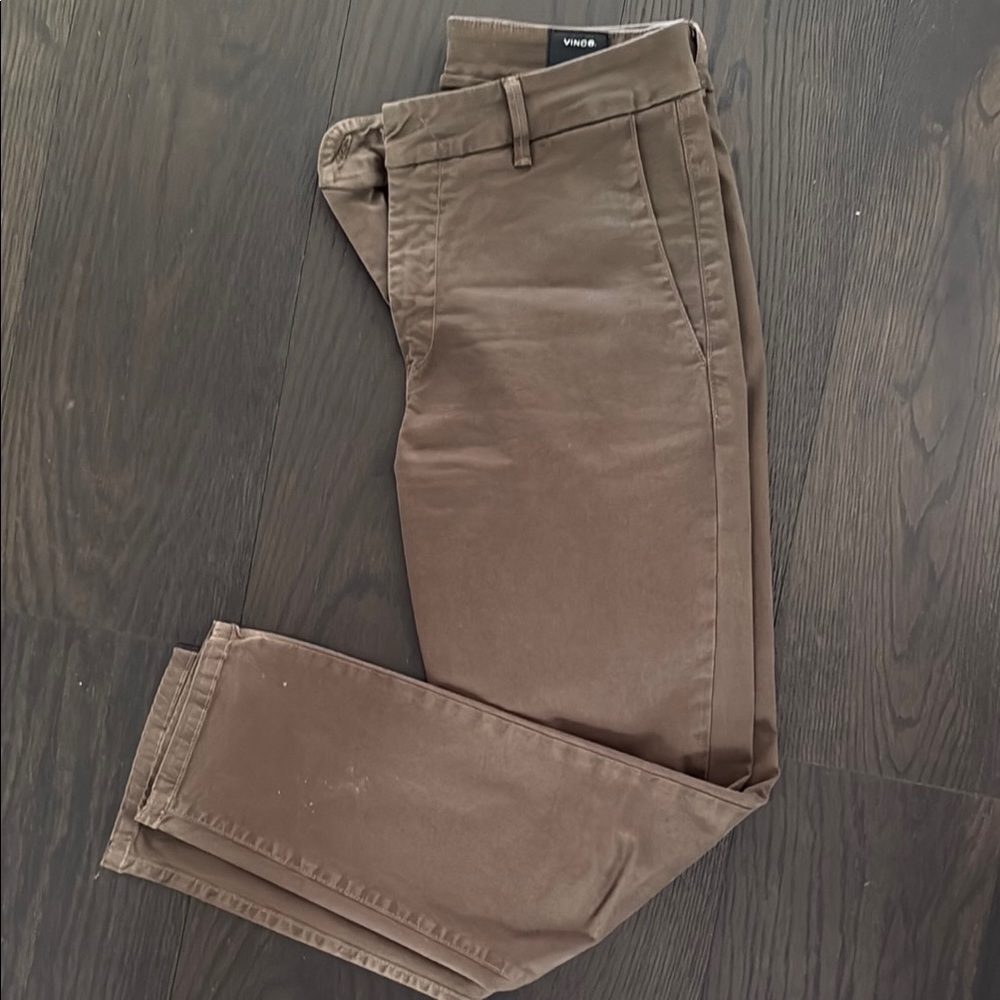 Vince chinos